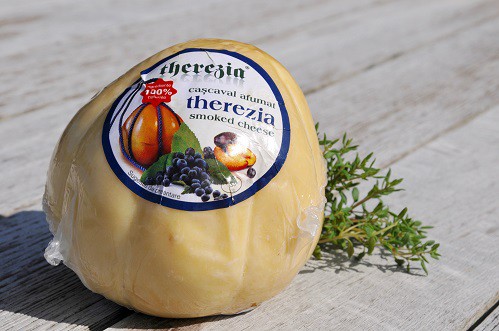 Therezia geräucherter Schnittkäse (afumat) aus Rumänien unter Käse > aus Kuhmilch