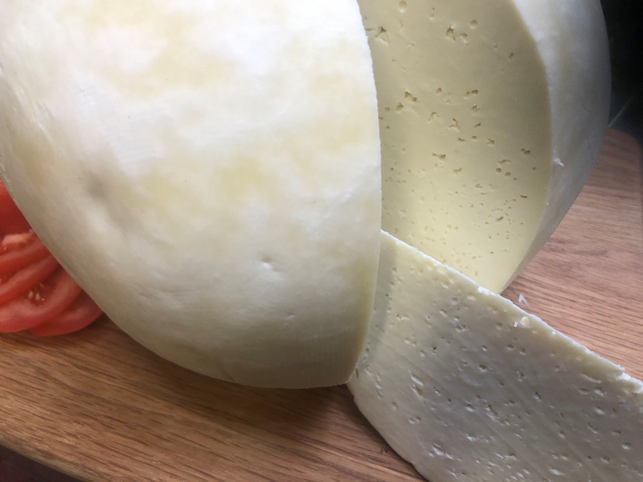 Kas- Rohmilchkäse vom Schaf aus Rumänien